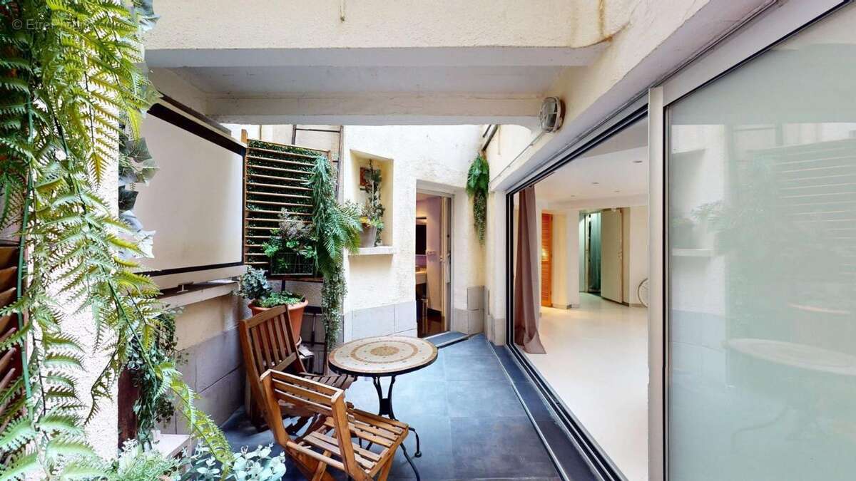 Appartement à PARIS-19E