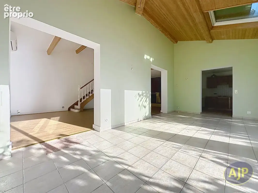 Maison Saint Leger 6 pièce(s) 171.28 m2 - photo 2