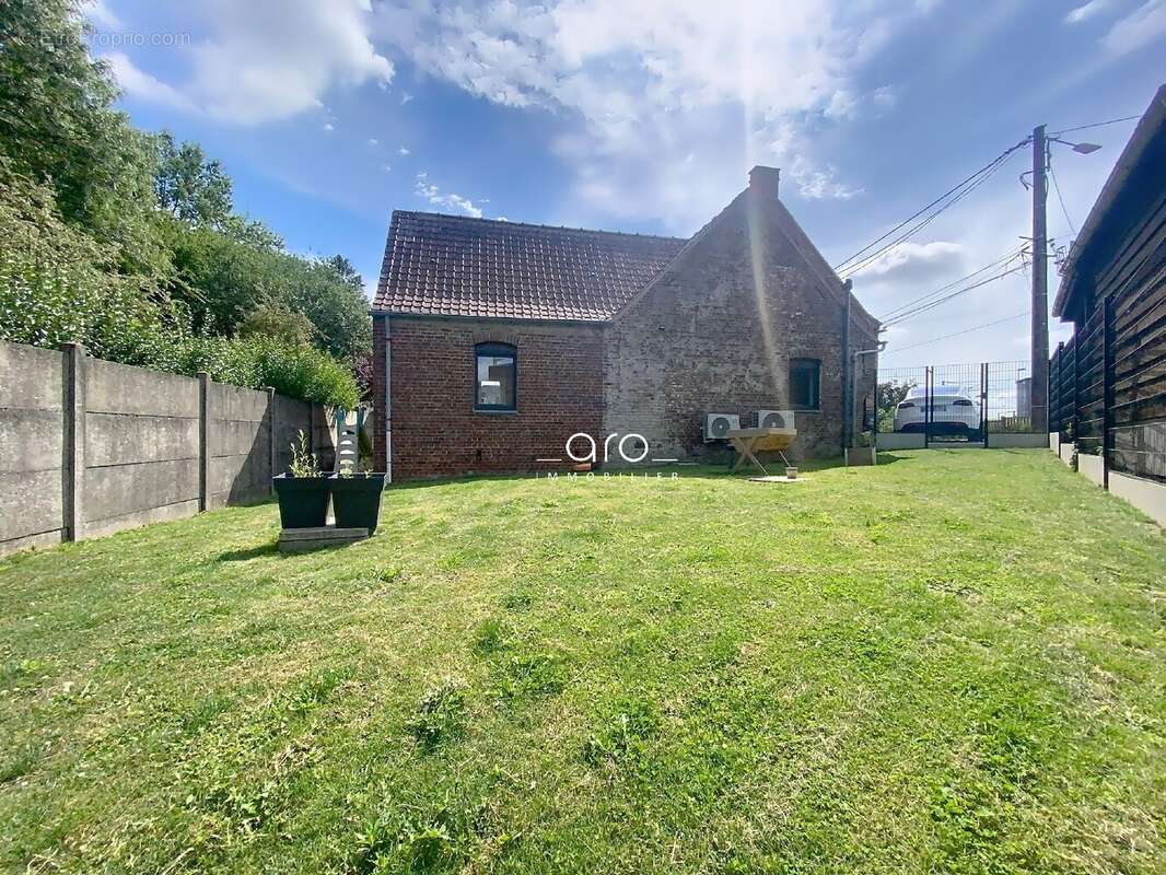 Maison 170 m² à Nomain  - photo 3