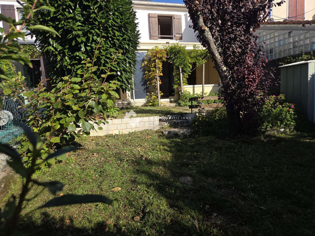 Maison à POITIERS