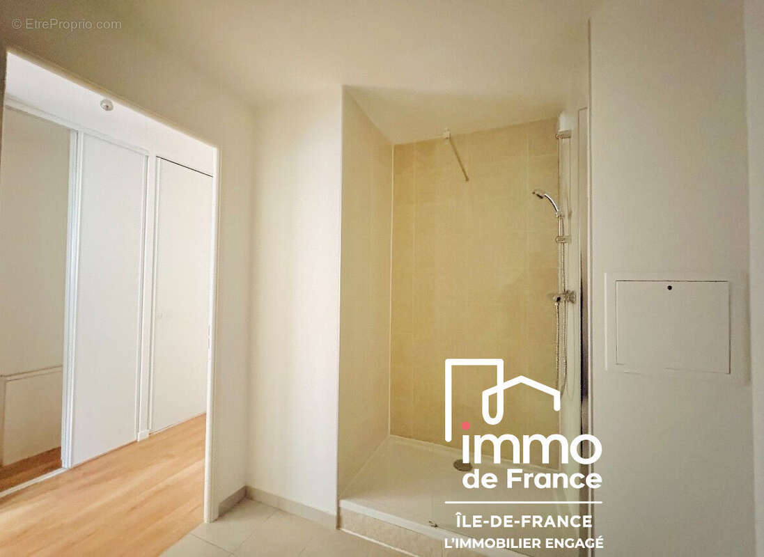 Appartement à LE BLANC-MESNIL