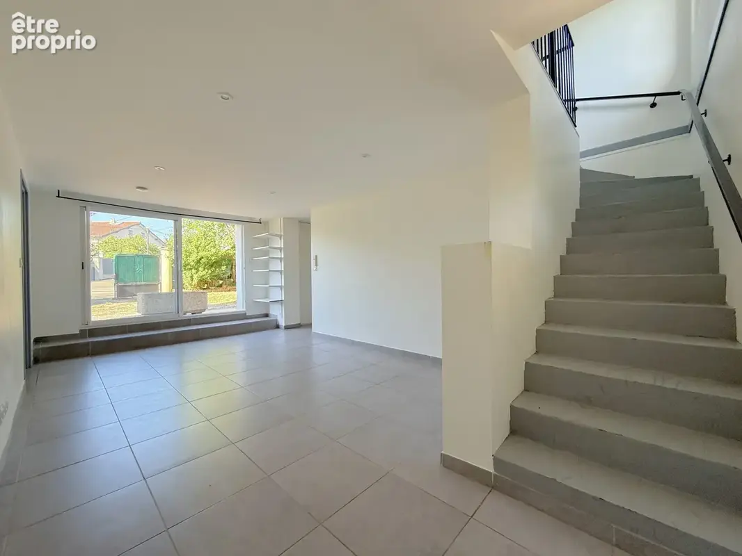 Maison 5 pièces 116 m² à vendre à Chaponost (69630) - photo 2