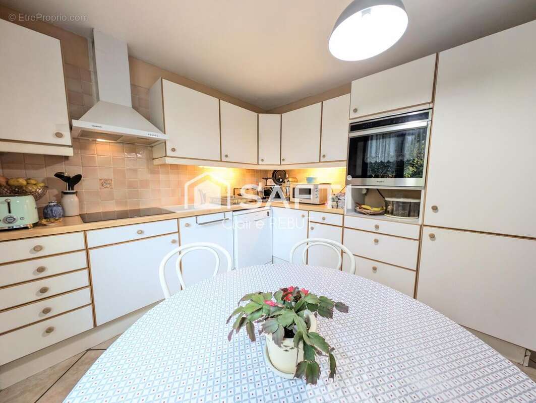 Photo 6 - Maison à LIVRY-GARGAN