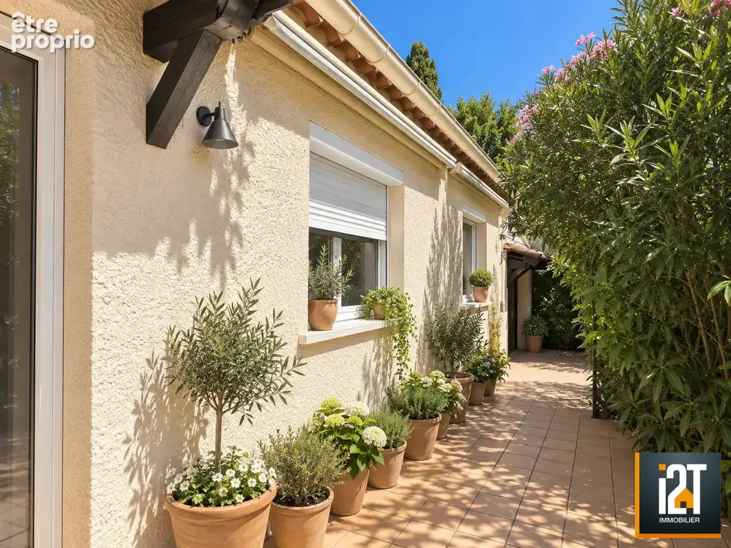 Photo Maison à Arpaillargues-Et-Aureillac au prix de 360 400€