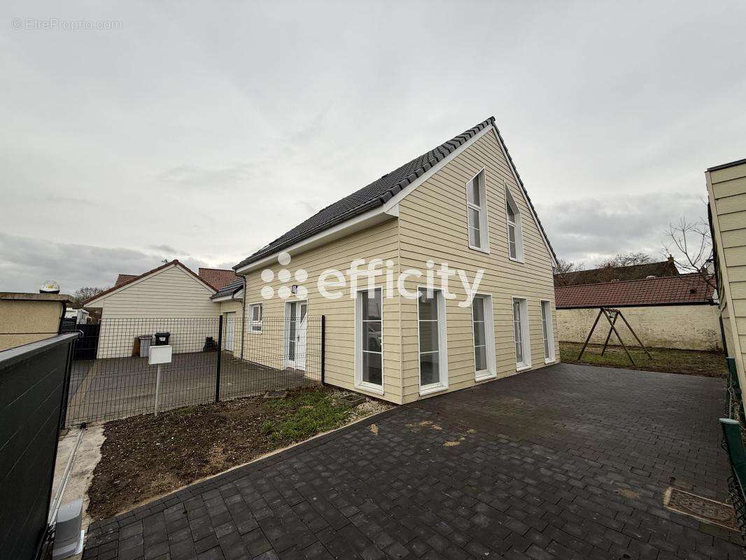 Maison à DOUVRIN