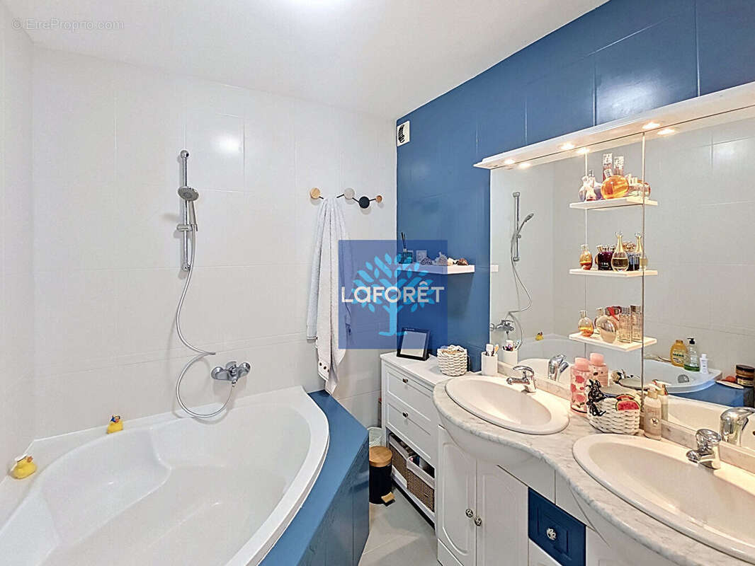 Appartement à CHAPONNAY