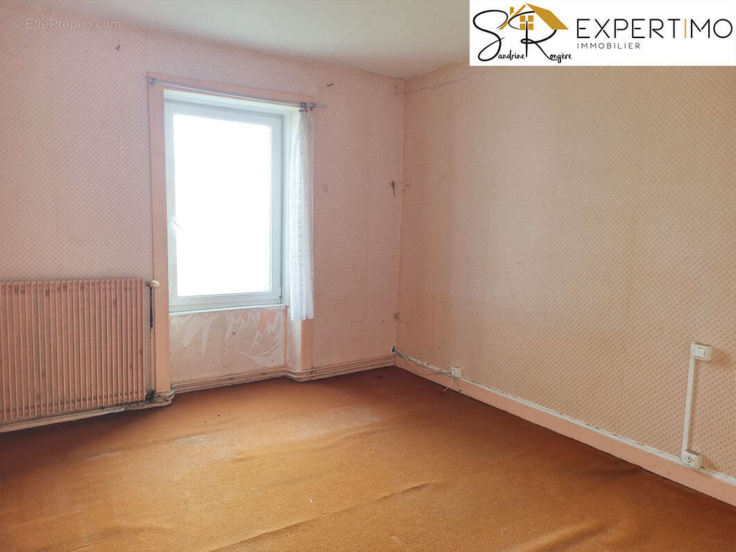 Maison à BLOT-L'EGLISE