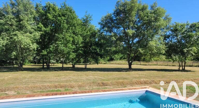 Photo 4 - Maison à ROAILLAN