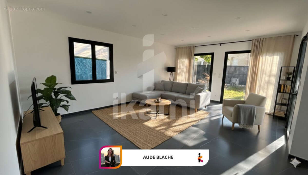 Maison à CHANOS-CURSON