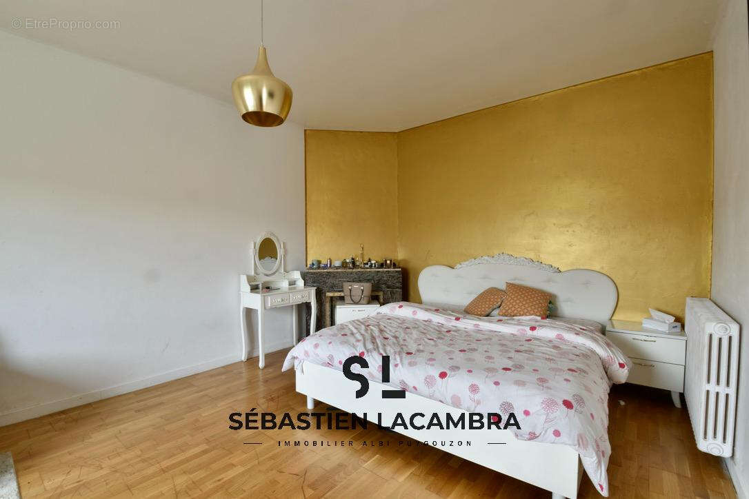 Maison à SAINT-JUERY