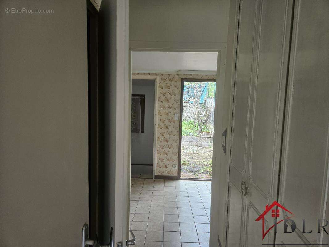 maison d'habitation de 19 m2 sur un terrain de 52 m2 - photo 3