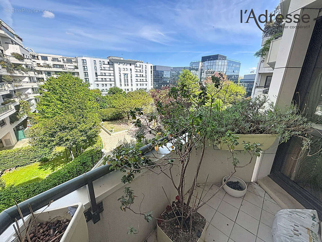 Appartement à SURESNES