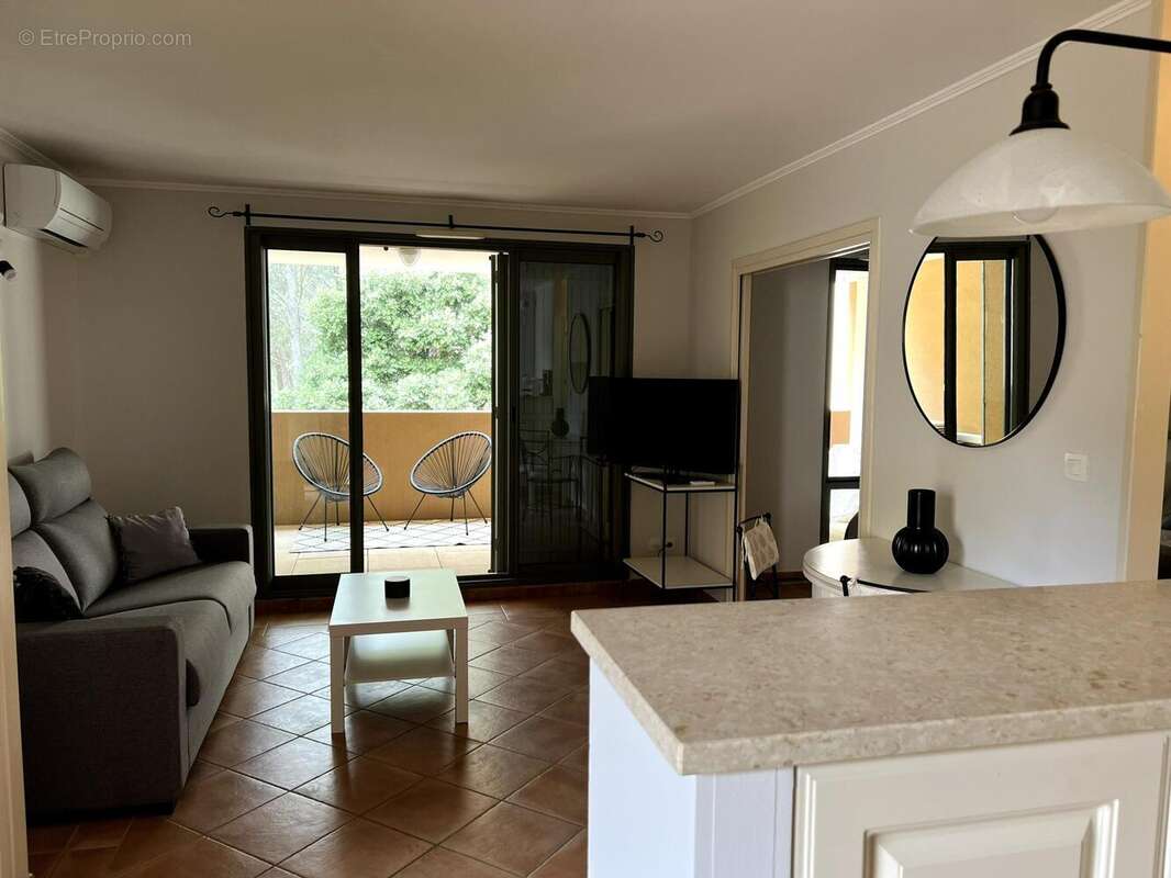 Photo 3 - Appartement à SAUMANE-DE-VAUCLUSE