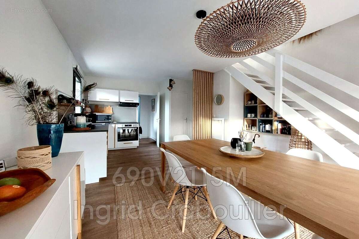 Maison à VAUX-SUR-MER