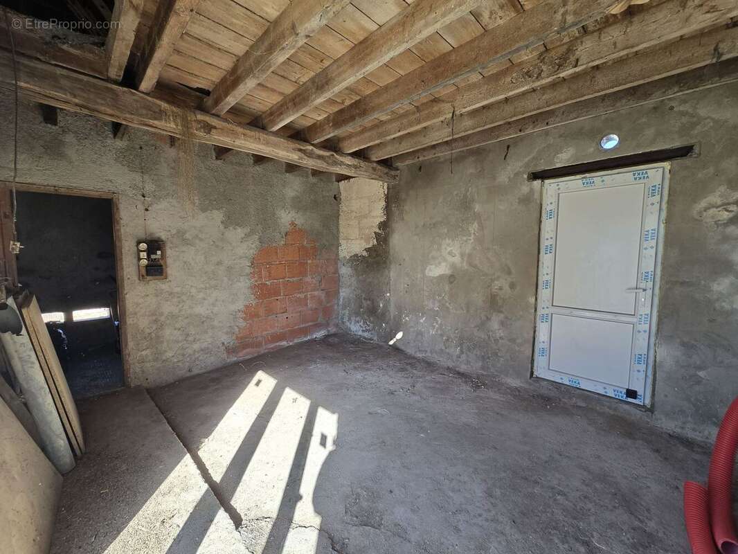 Maison à LES BILLAUX