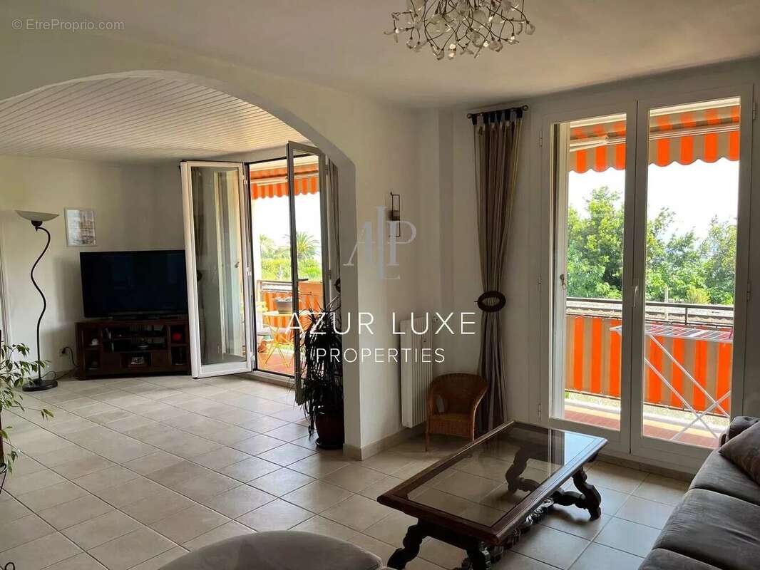 Appartement à BEAULIEU-SUR-MER