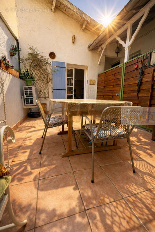 Appartement à MENTON