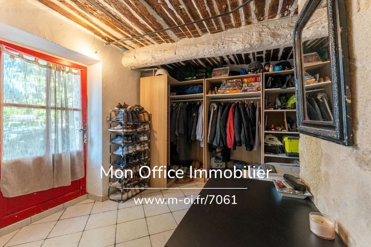 Référence : 7061-LLI - Maison de village de charme de 102 m2 – Centre historique de Lambesc – Espace indépendant - photo 6