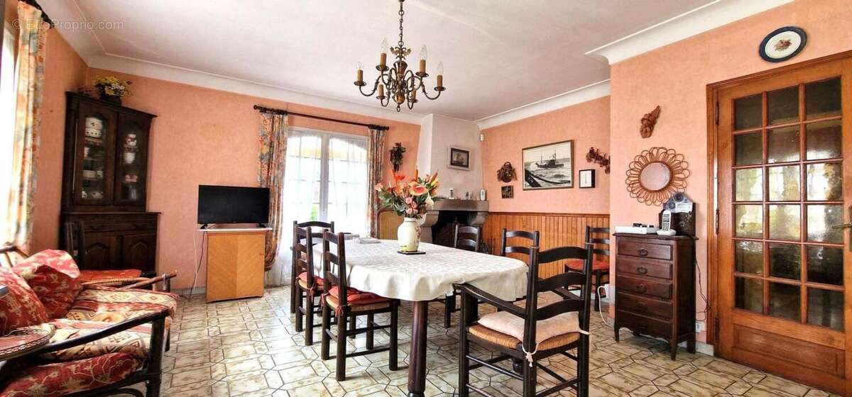 A vendre-Bretagne-Finistère sud-Confot Meilars-Maison-jardin-Garages - photo 13
