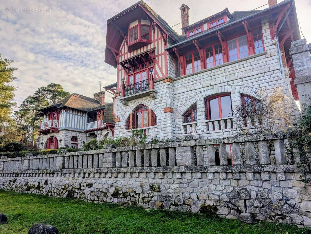 Appartement à BOIS-LE-ROI