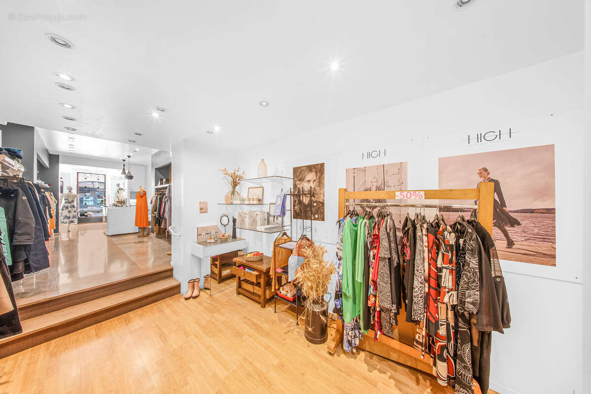 Fonds de commerce prêt-à-porter   2 boutiques   hypercentre - photo 5