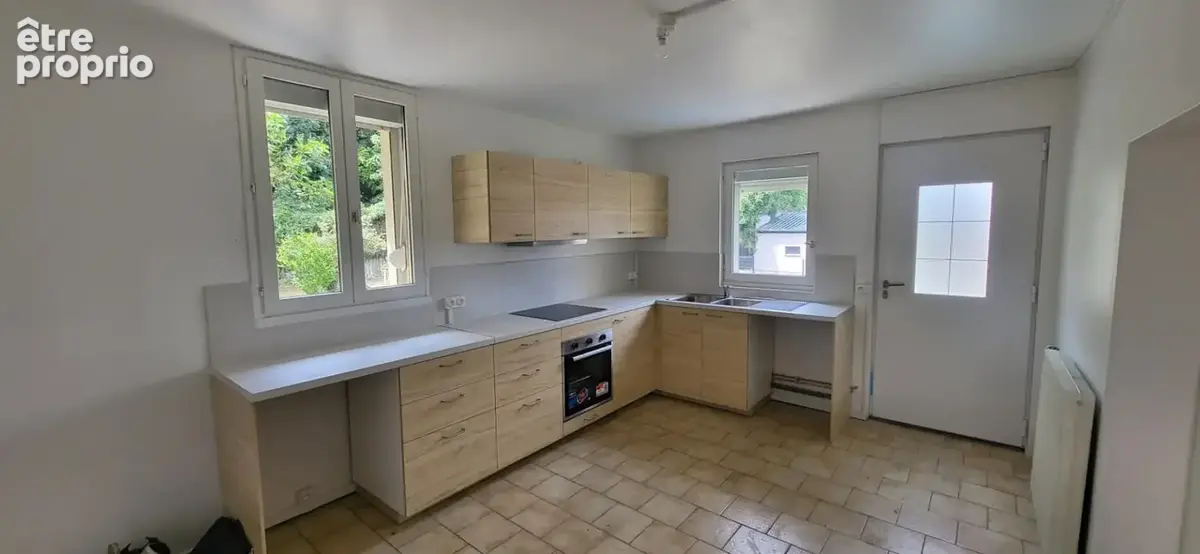 Elbeuf proche Seine : Maison 113 m² avec jardin 300 m², 3 CH et 3 PK intérieurs ... Prix attractif ! - photo 3