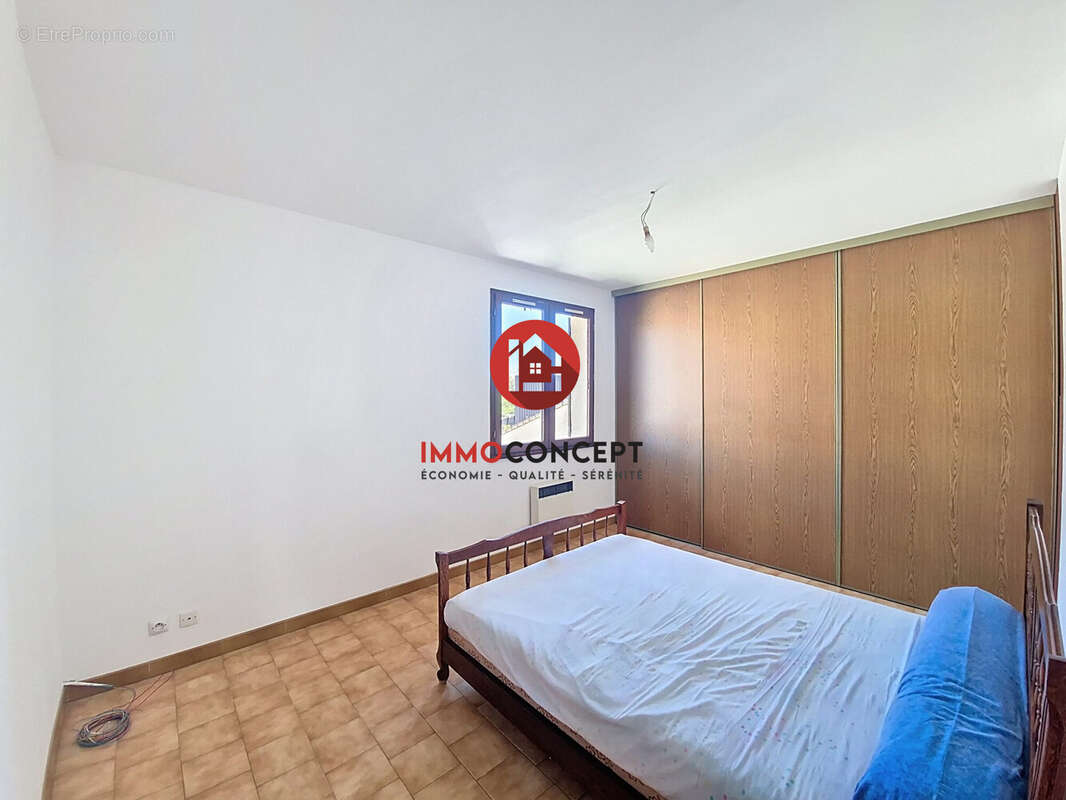 Maison à ROQUEMAURE