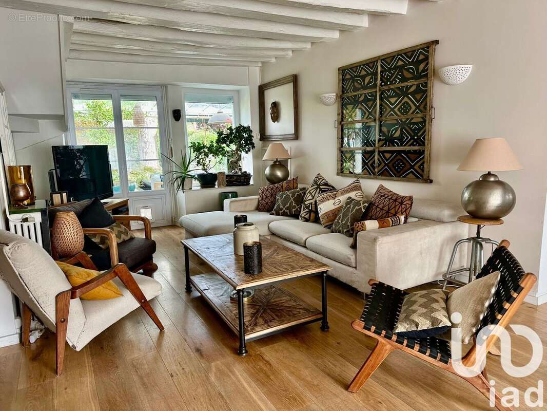 Photo 6 - Maison à TOUQUIN