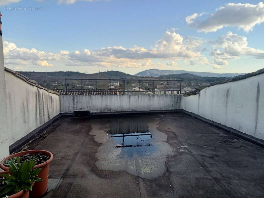 Maison à DURFORT-ET-SAINT-MARTIN-DE-SOSSENAC