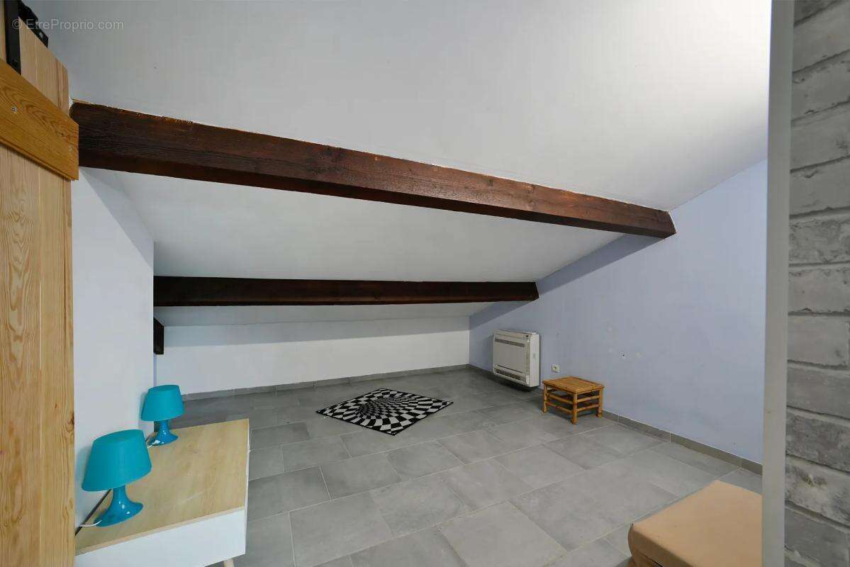 Maison à SAINT-CHRISTOL-LES-ALES