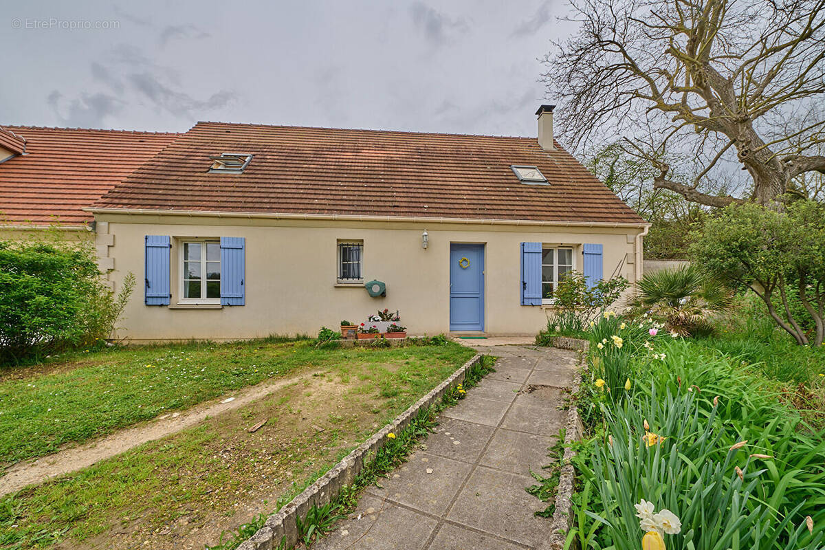 Maison à AMBLAINVILLE