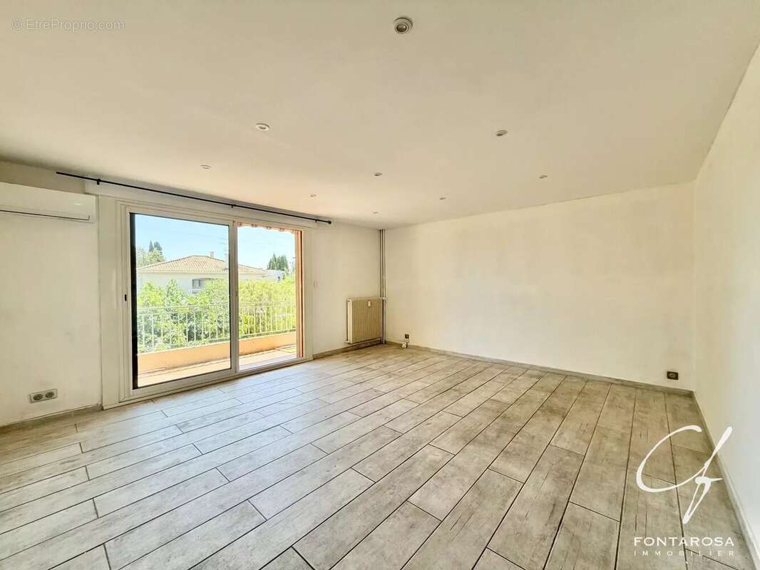 Appartement 3 pièces avec terrasse, parking et cave - photo 2