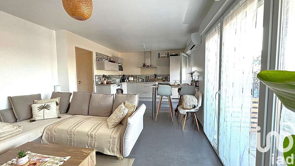 Photo 5 - Appartement à PUGET-SUR-ARGENS
