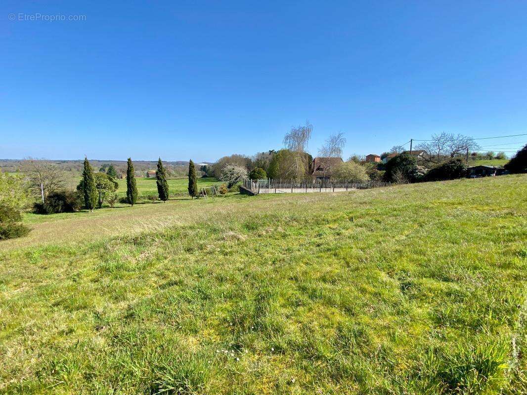 Maison à SAINTE-ALVERE
