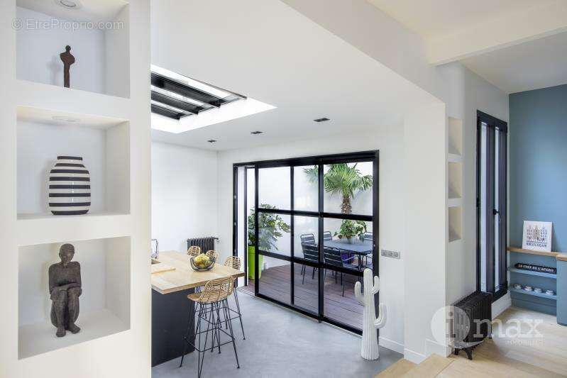 Maison à ASNIERES-SUR-SEINE