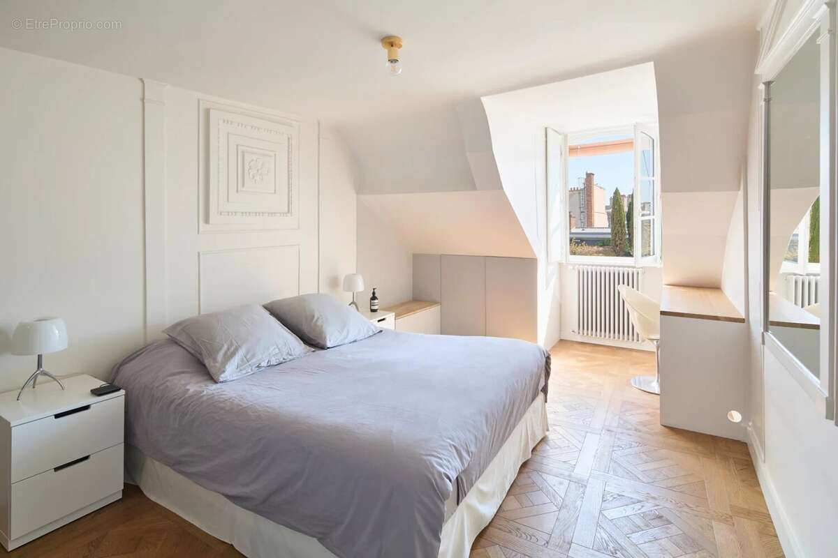 Appartement à PARIS-6E