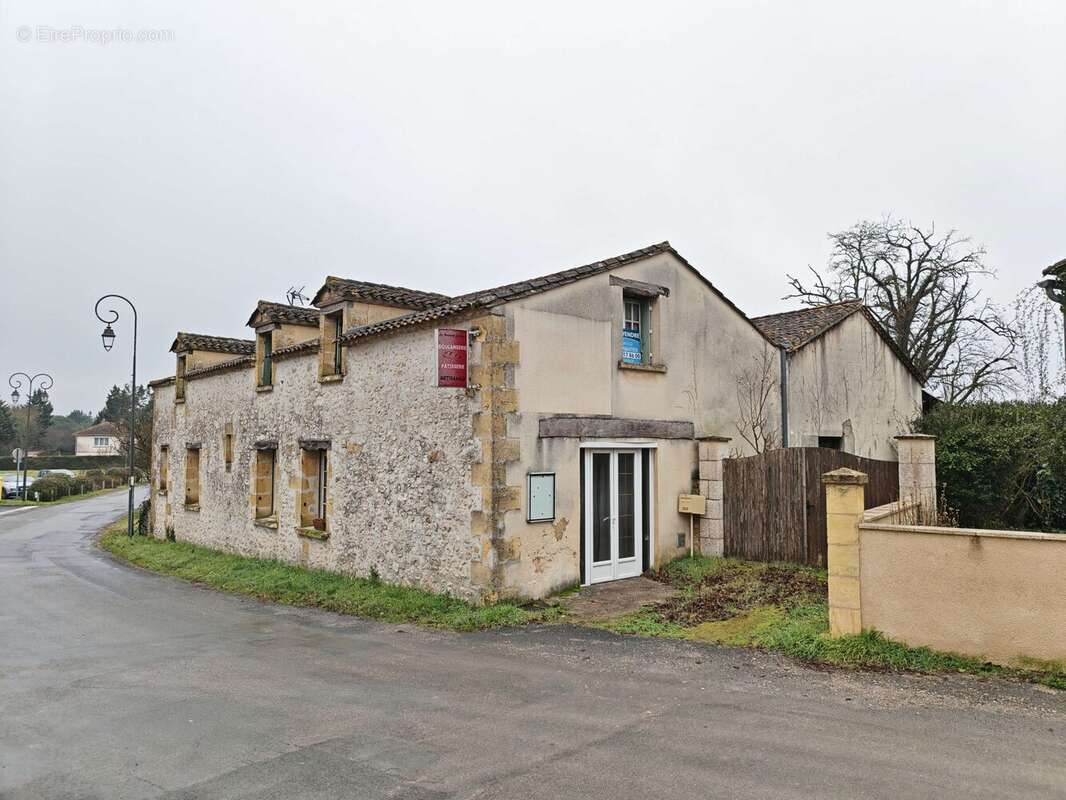 Maison à FAUX