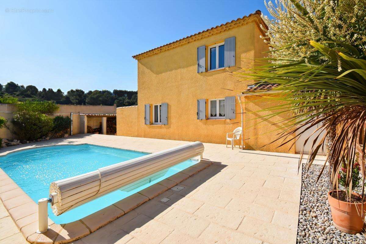 Maison à UZES