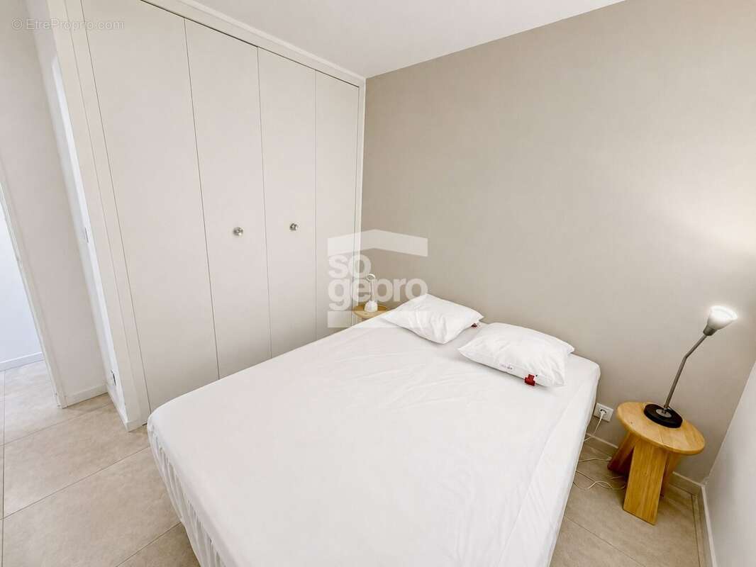 Réf : 2300 - Vente Bel Appartement 3 Pièces avec très belle vue sur le Port du Cap d'Agde ! - photo 5