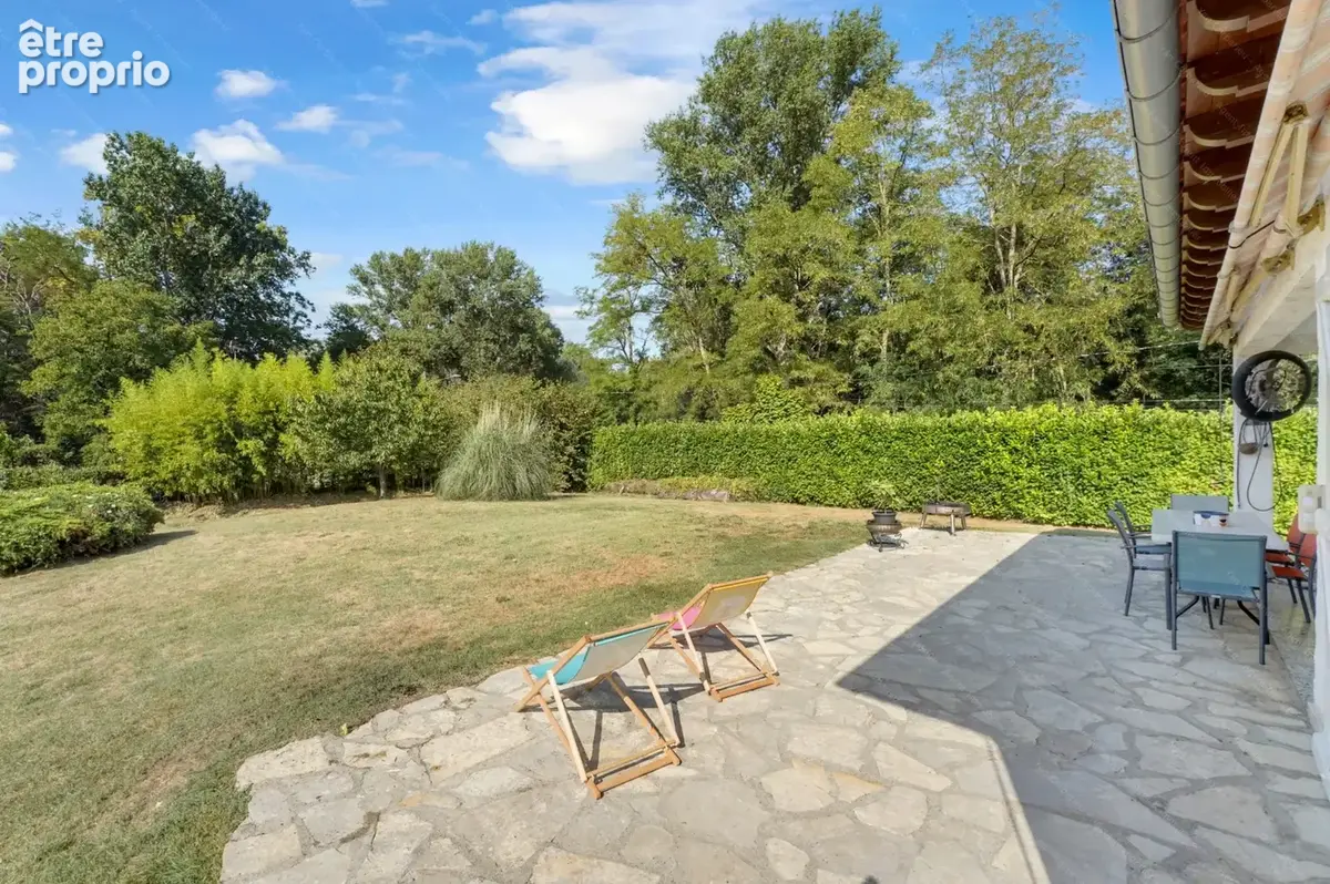 GRÉPIAC – Maison familiale 4 chambres avec sous-sol de 106 m² sur 1 505 m² de terrain - photo 2