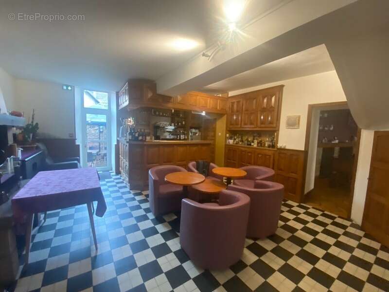 Appartement à DUN-LE-PALESTEL