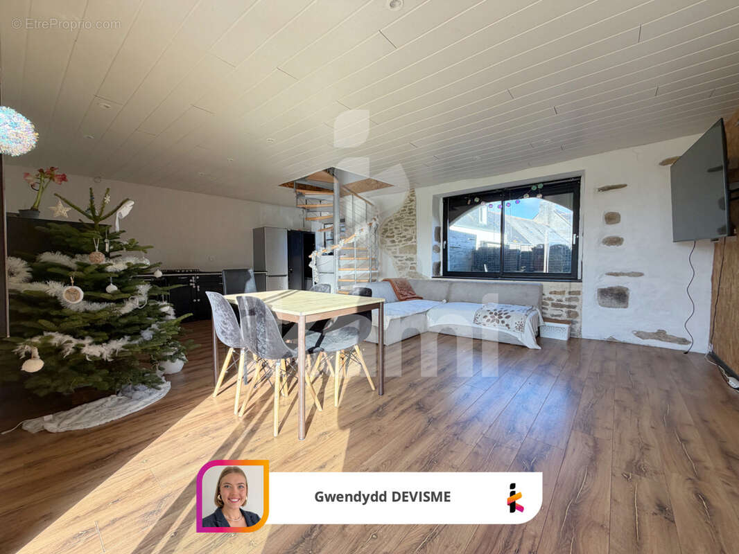 Maison à PLONEOUR-LANVERN