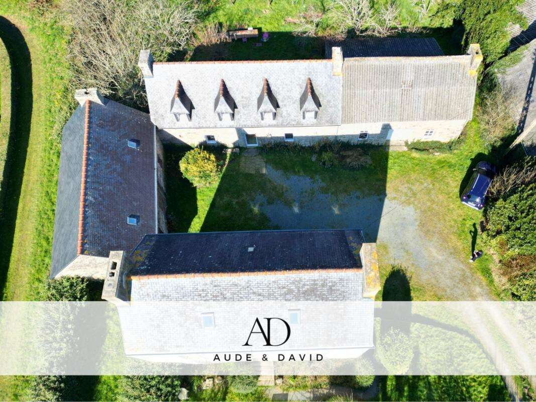 Maison à POULDREUZIC