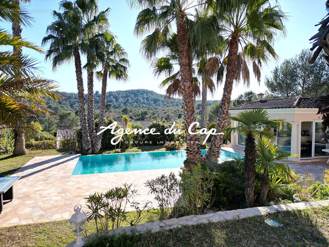 Maison à SAINT-RAPHAEL