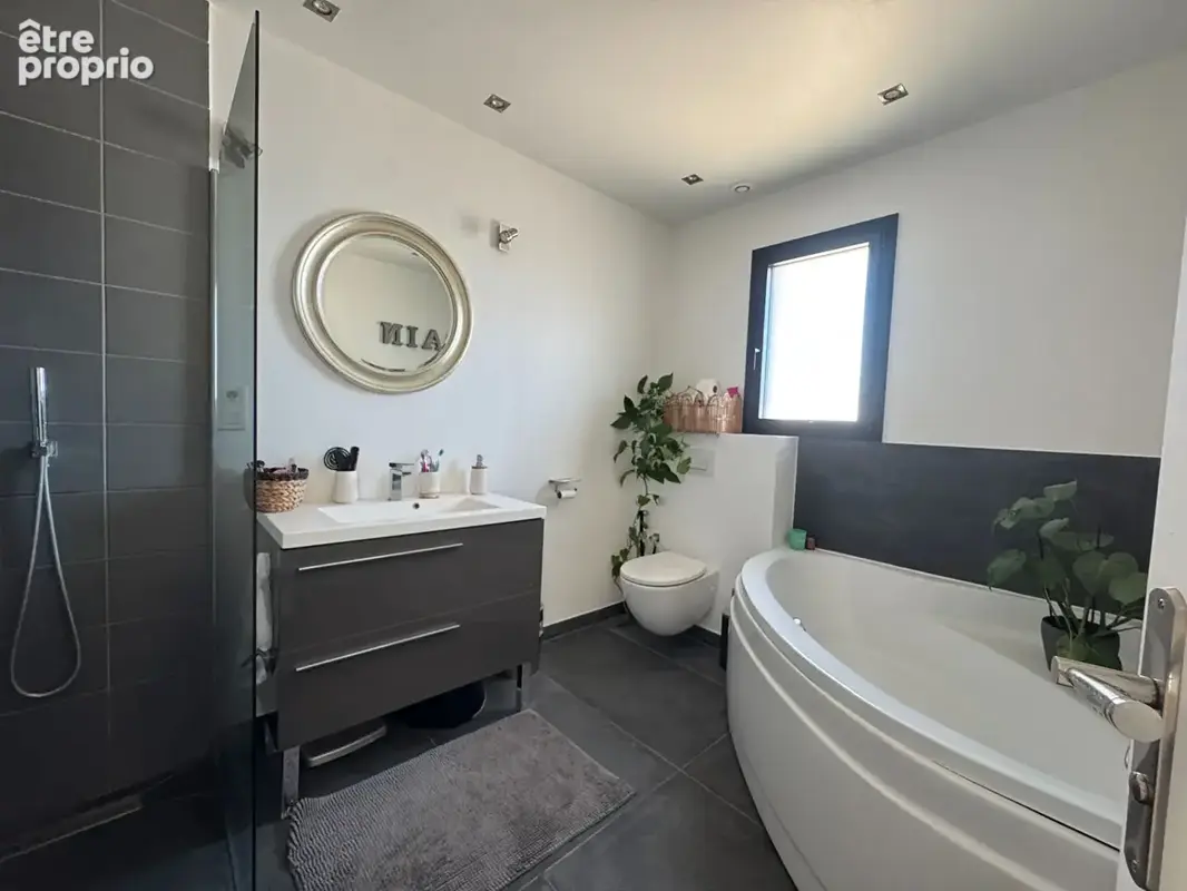 Villa d'exception avec vue dégagée et prestations haut de gamme - photo 10