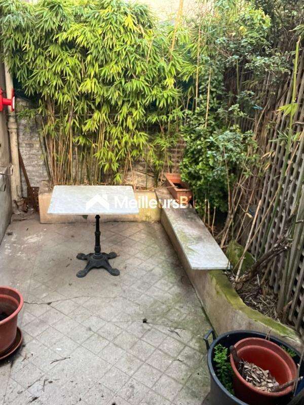 Appartement à PARIS-14E