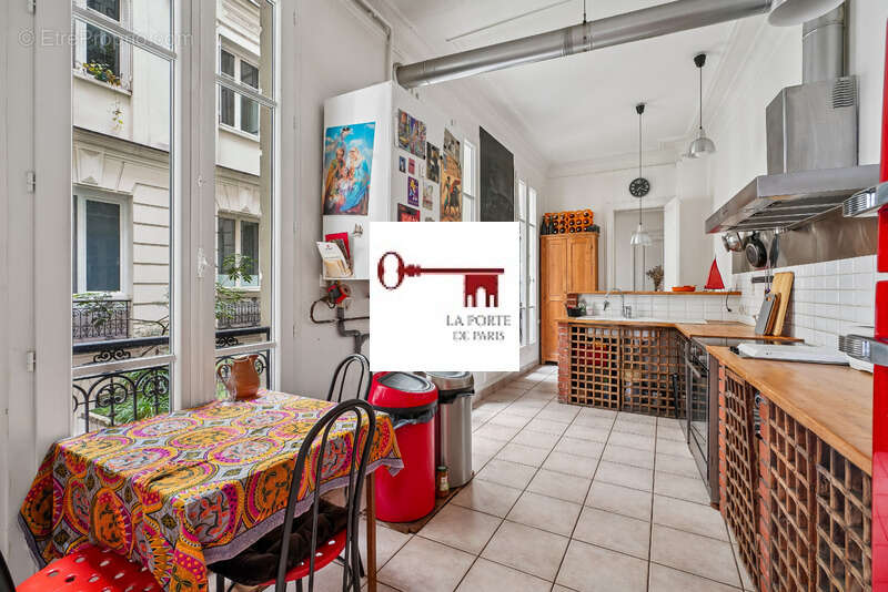 Appartement à PARIS-3E