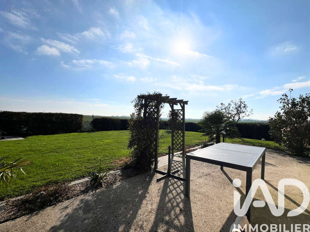 Photo 5 - Maison à ETREPAGNY