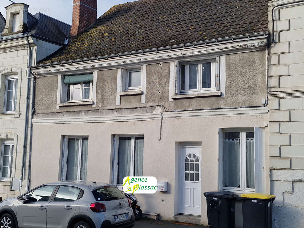 Maison à CHATELLERAULT