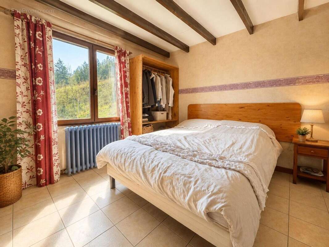 Maison 160 m² à Rossillon  - photo 6